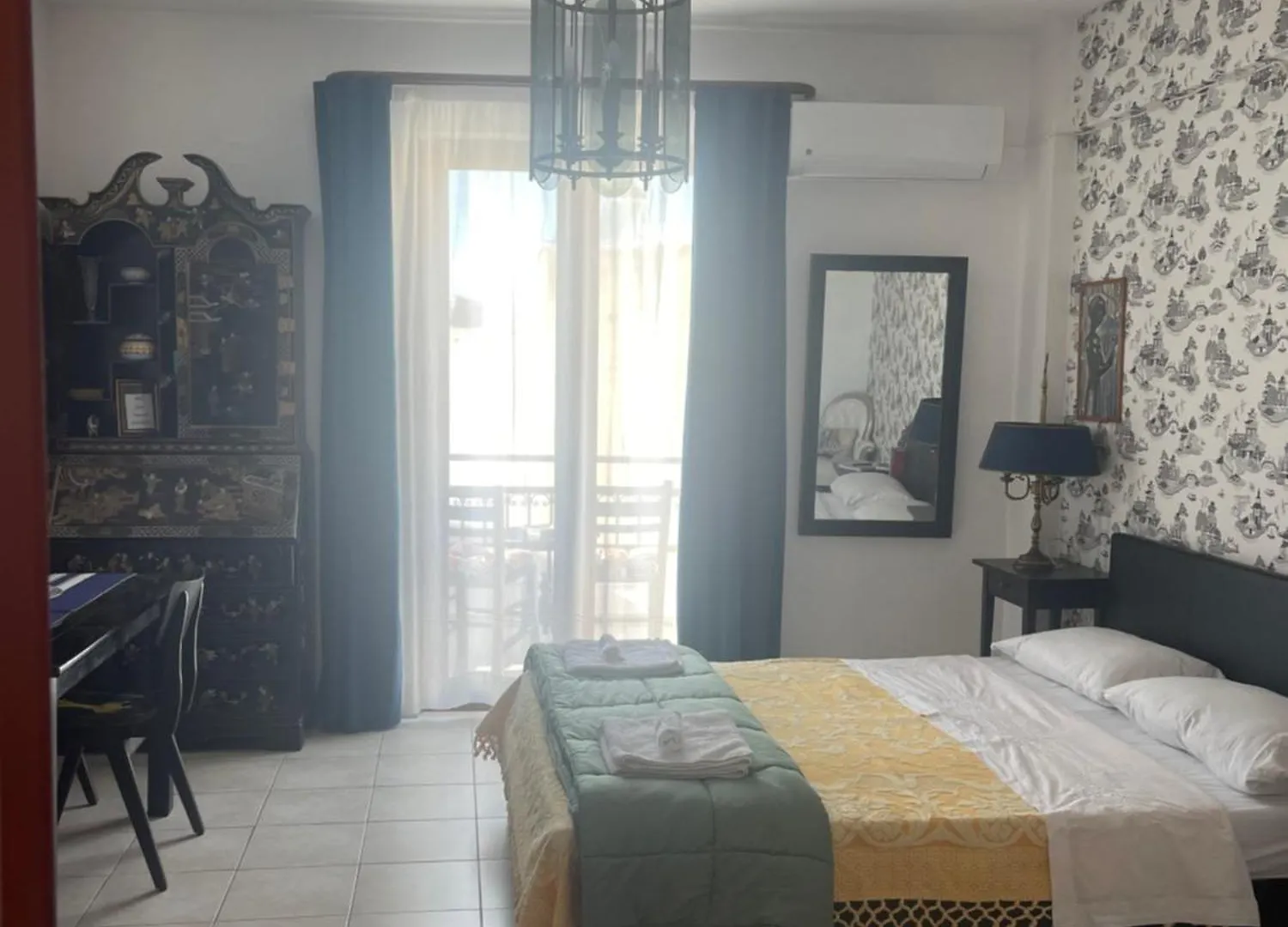 Retire Flat In The Heart Of City Heraklion  Apartment Heraklion (Crete)
